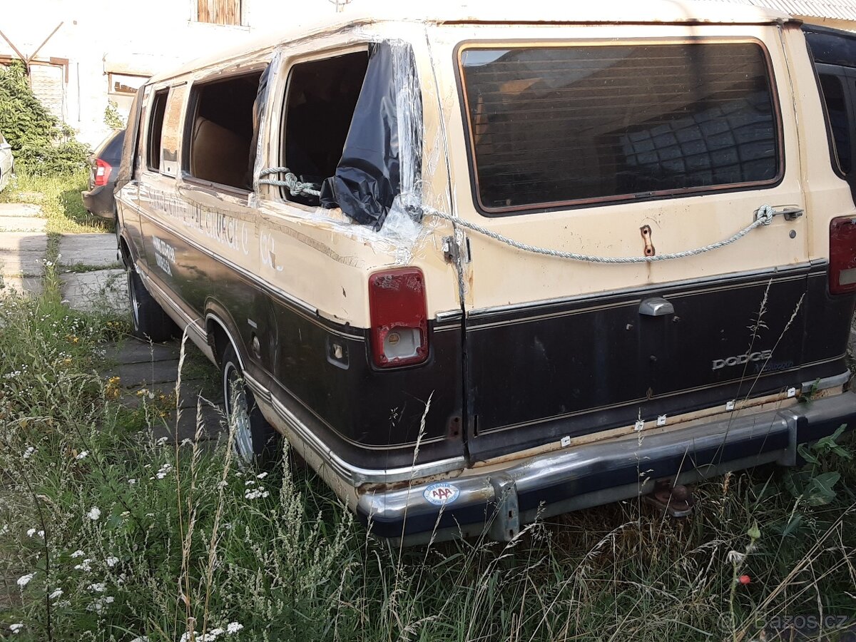 S L E V A . .DODGE RAM VAN na díly, karoserie bez tp, dlouhá - 3