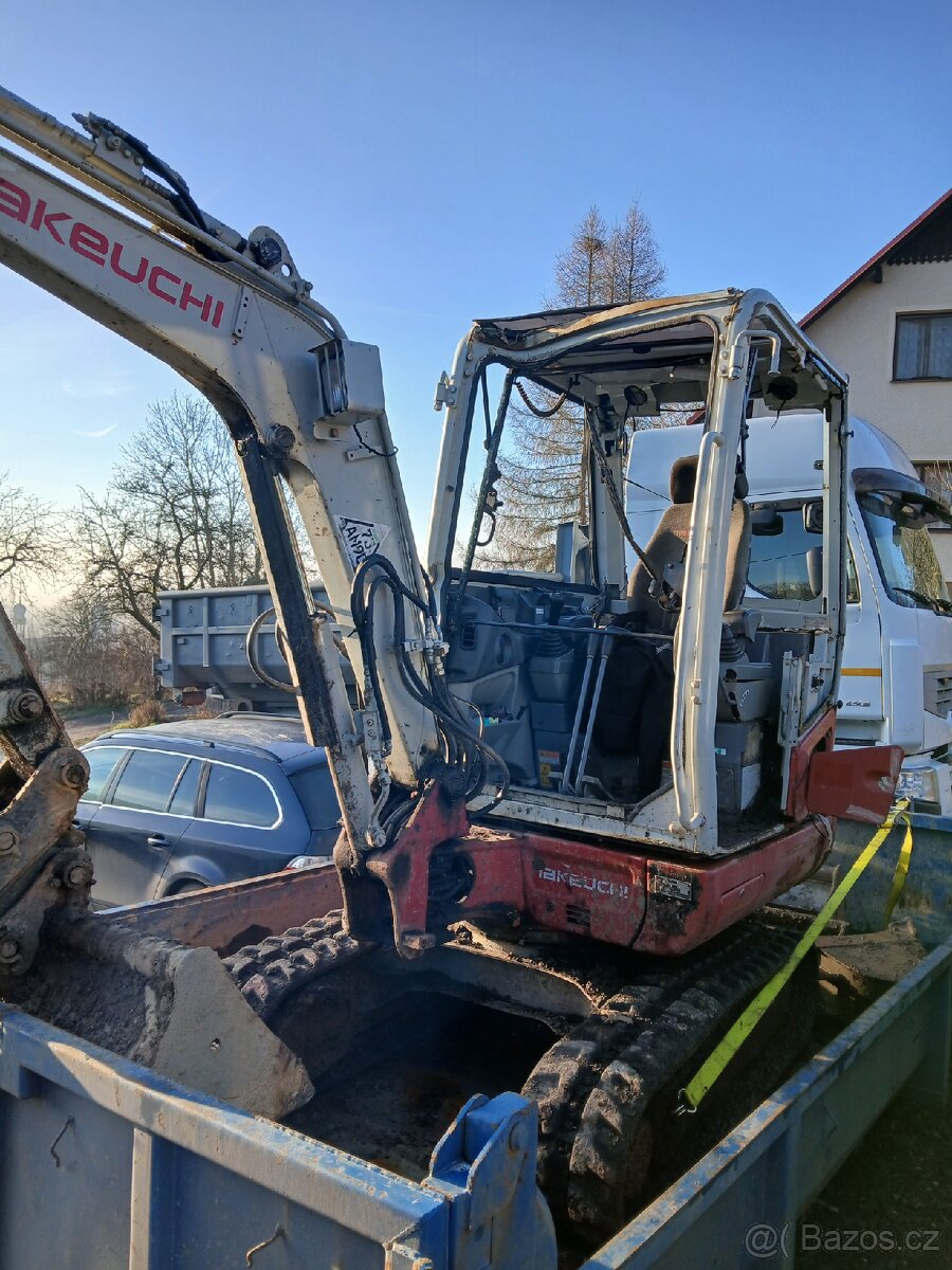 Takeuchi tb230 2016 - 3