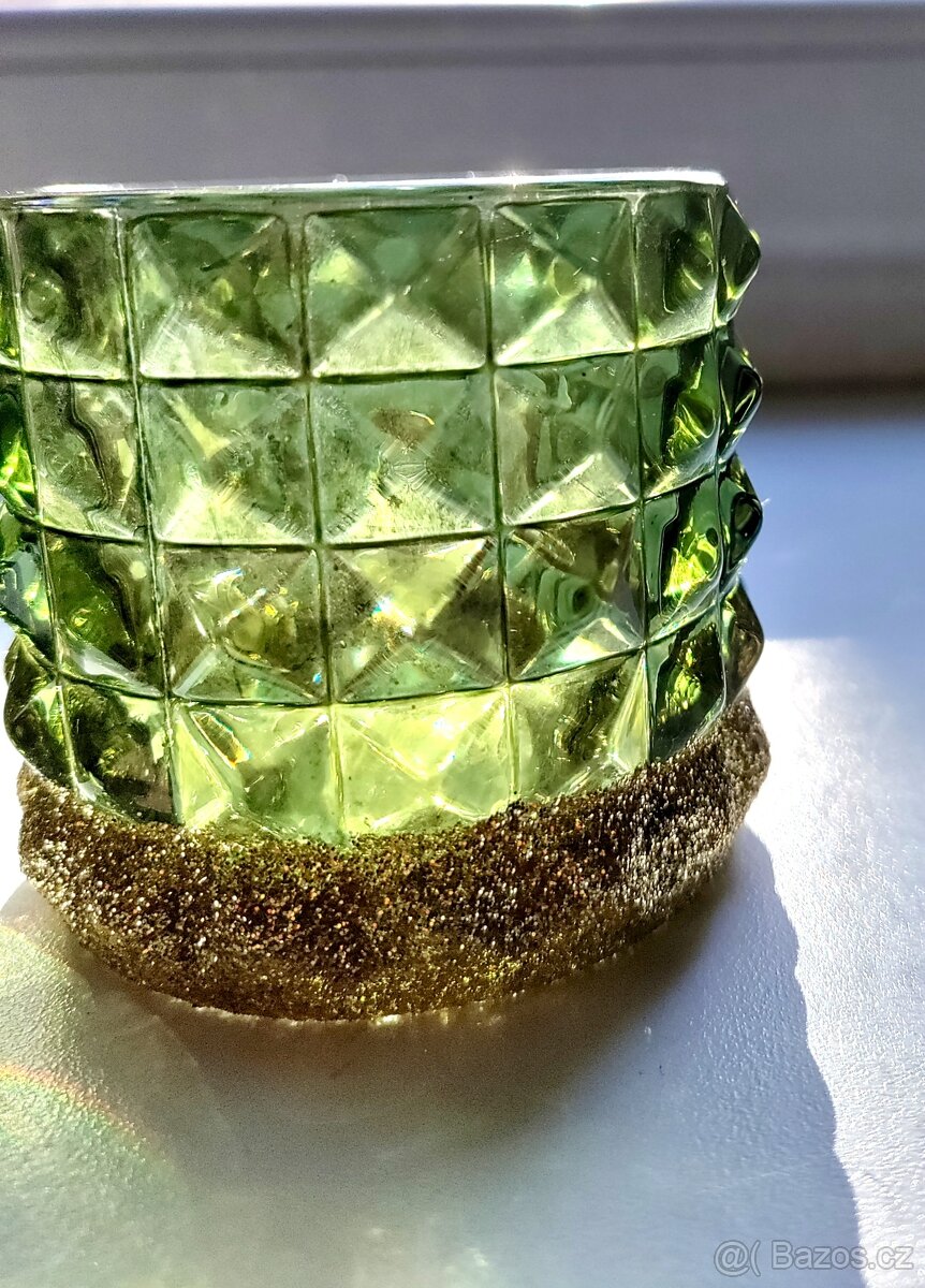 Dva nové zelené svícny skleněné - 3