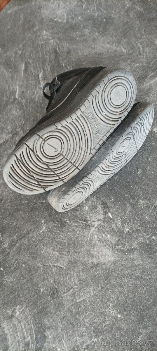 TENISKY NIKE ZIMNÍ vel.39 - 3