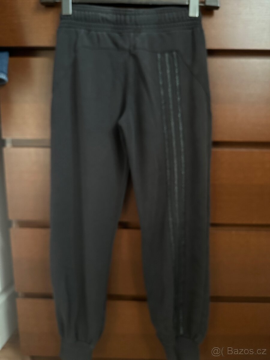 Tepláky Adidas vel. 164 - 3