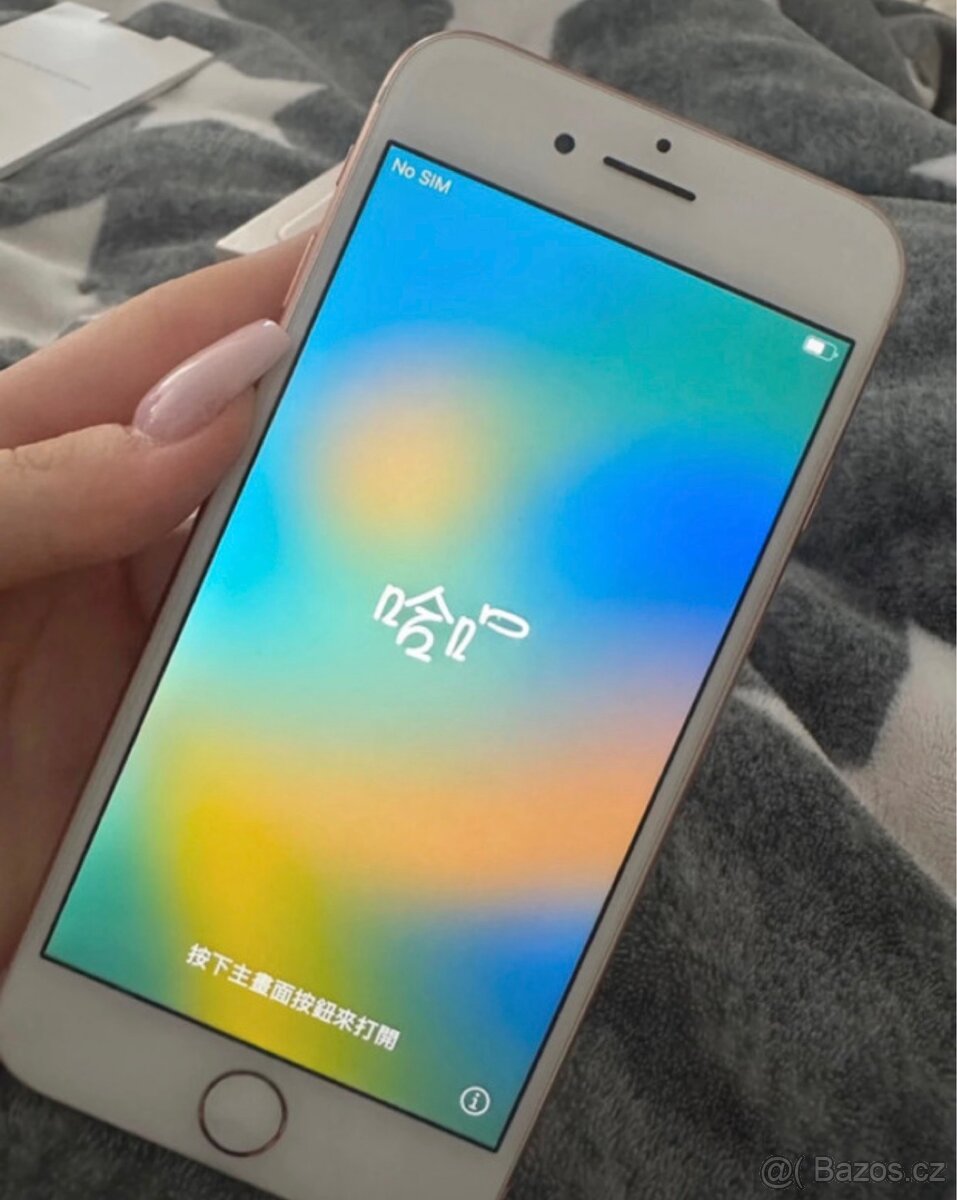 Apple iPhone 8 Rose gold - 3