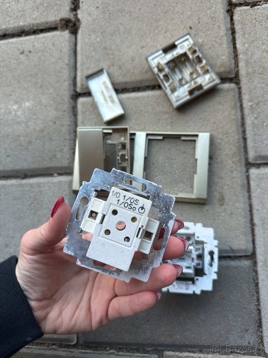 Vypínače abb time champagne - 3