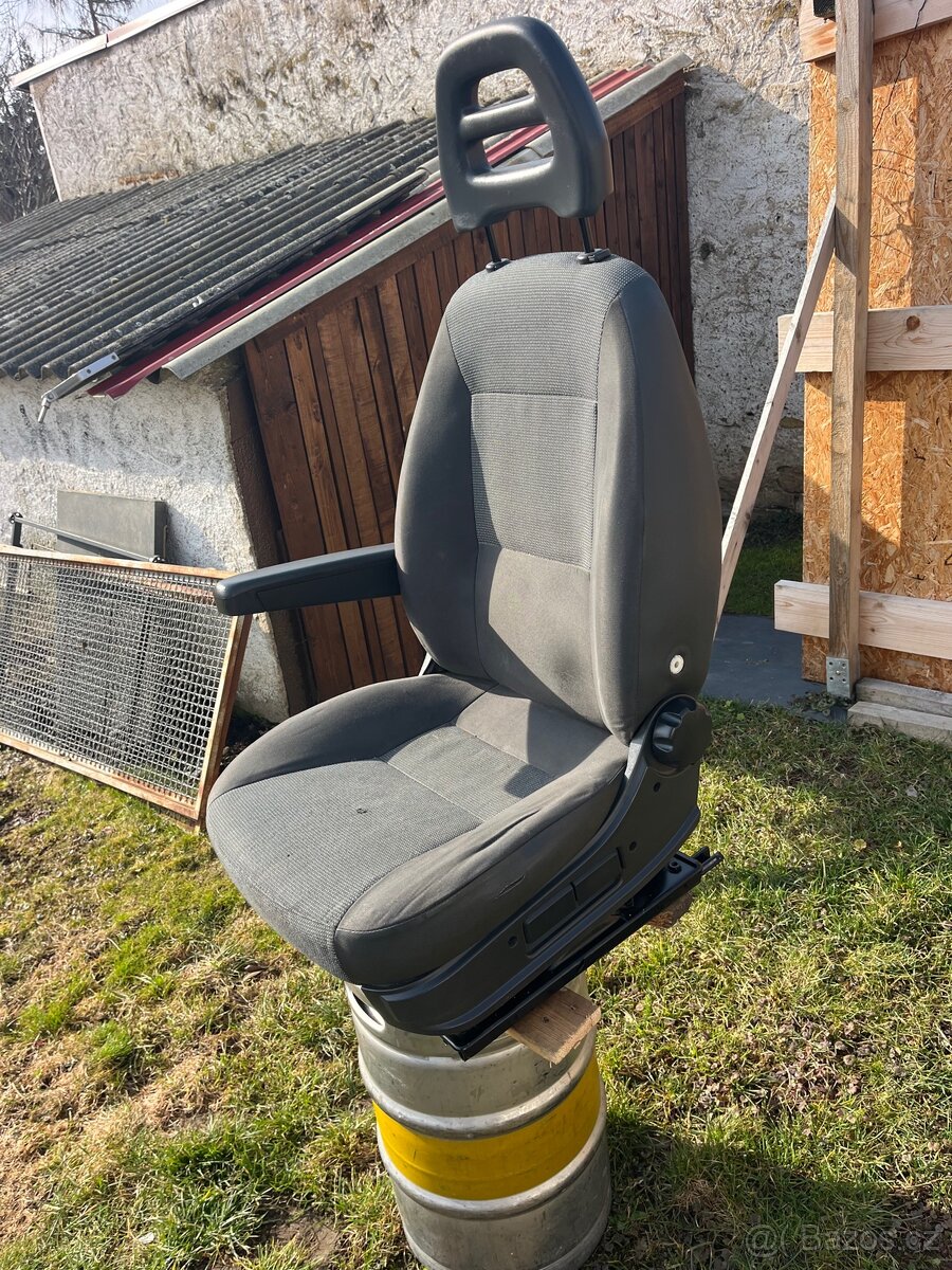 Prodám sedačku řidiče dukáto boxer atd - 3