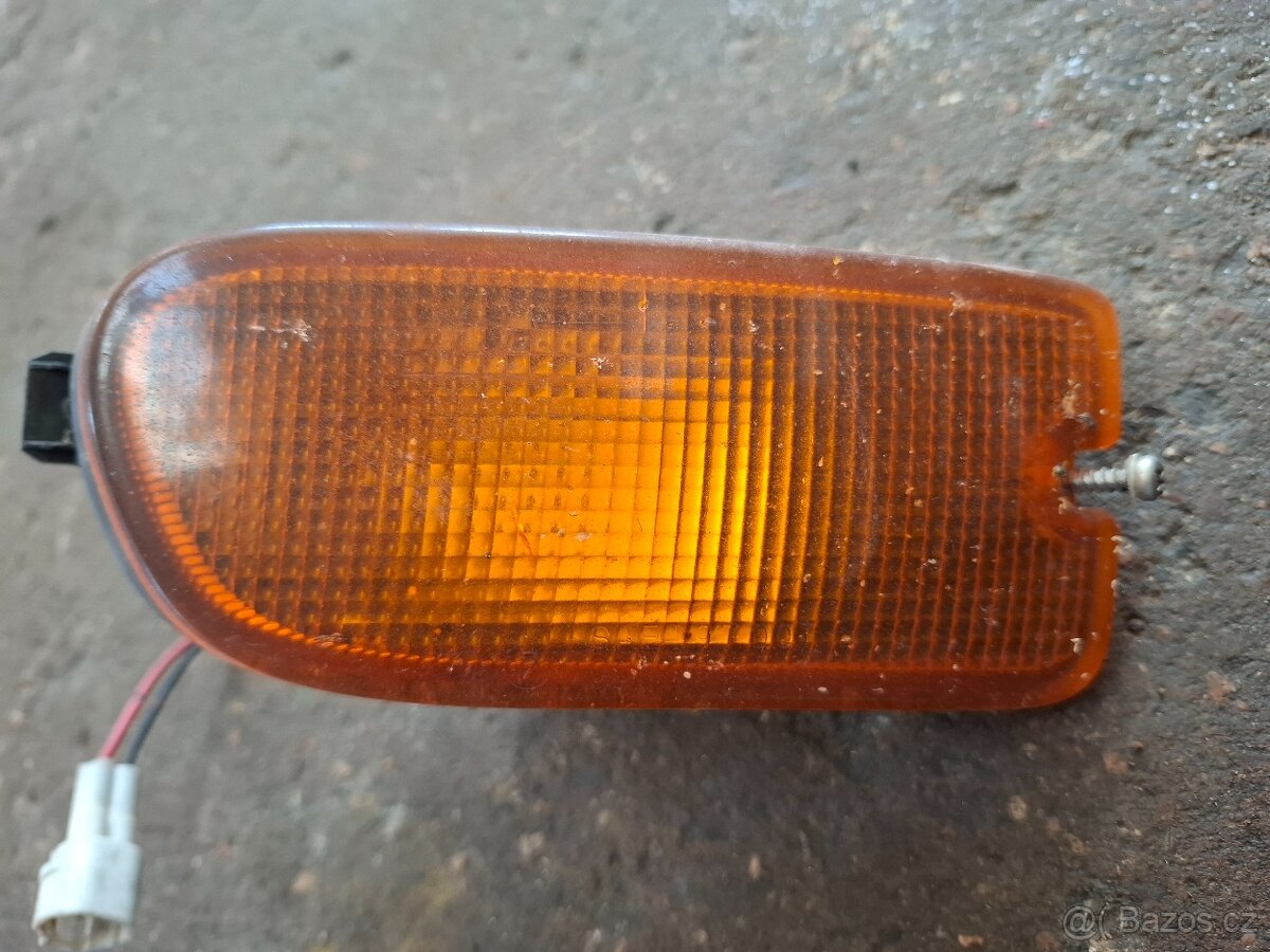 Přední blinkry Subaru Impreza GC8 - 3