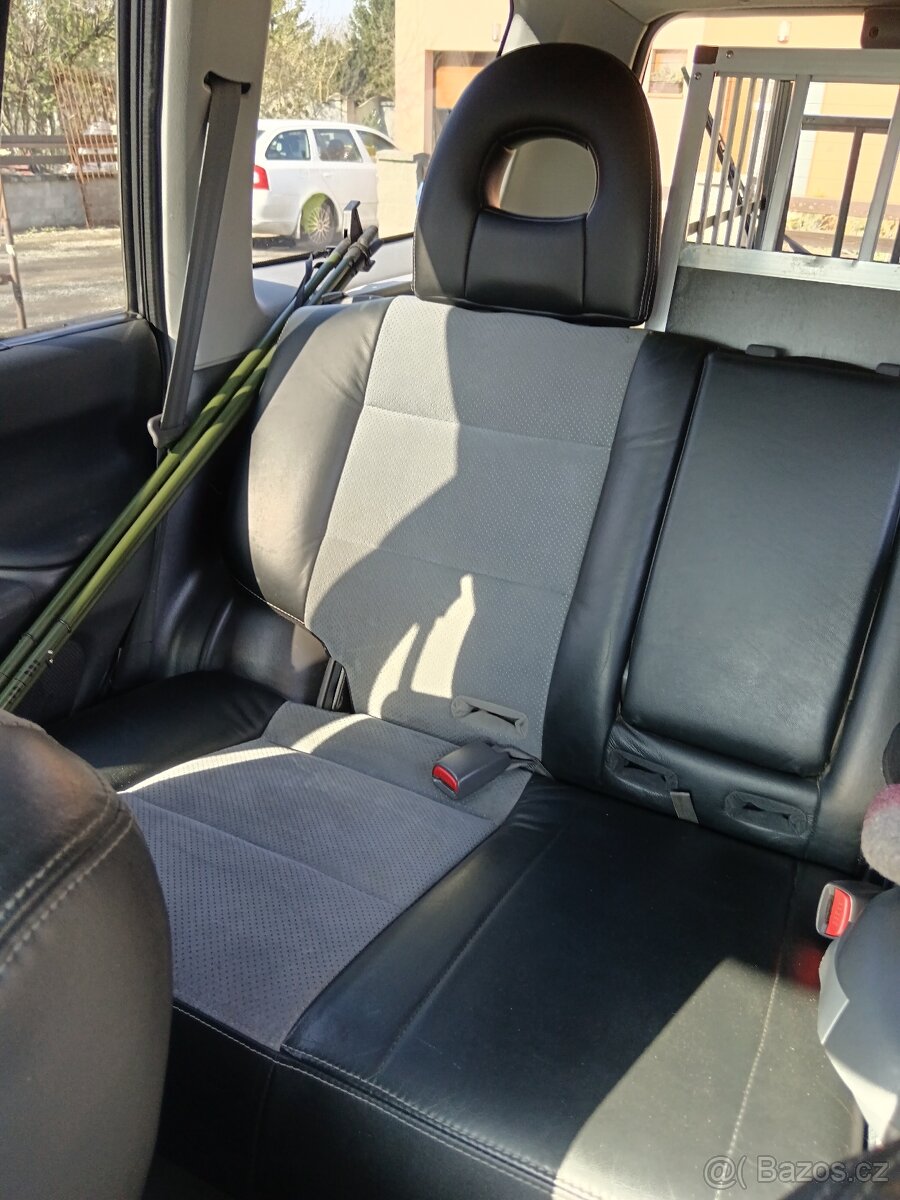Mitsubishi Pajero sport - 3