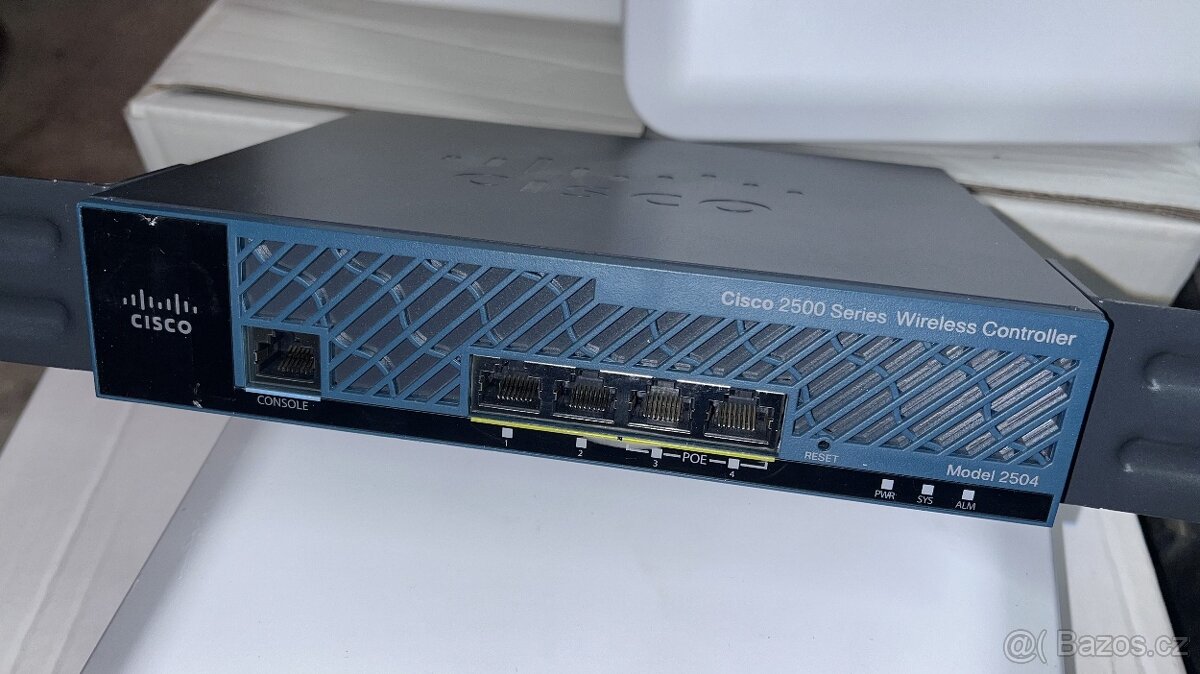 7x Cisco AP + Controller - 3