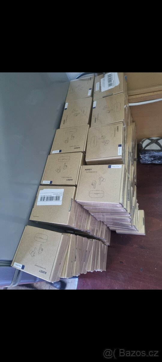 Model:aukey EP - T25 Výkonný basový výkon: Vylepšené 4mm dy - 3