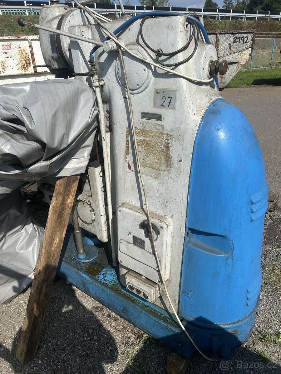 Univerzální frézka TOS FU 2A (8685) - 3