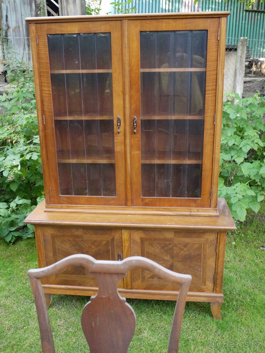 Historický nábytek z přelomu 19. a 20. stol. - 3