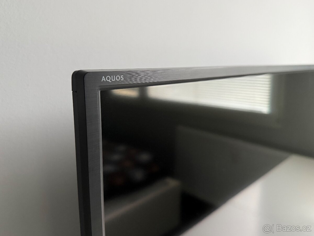 SMART LED televize Sharp 40" - 3