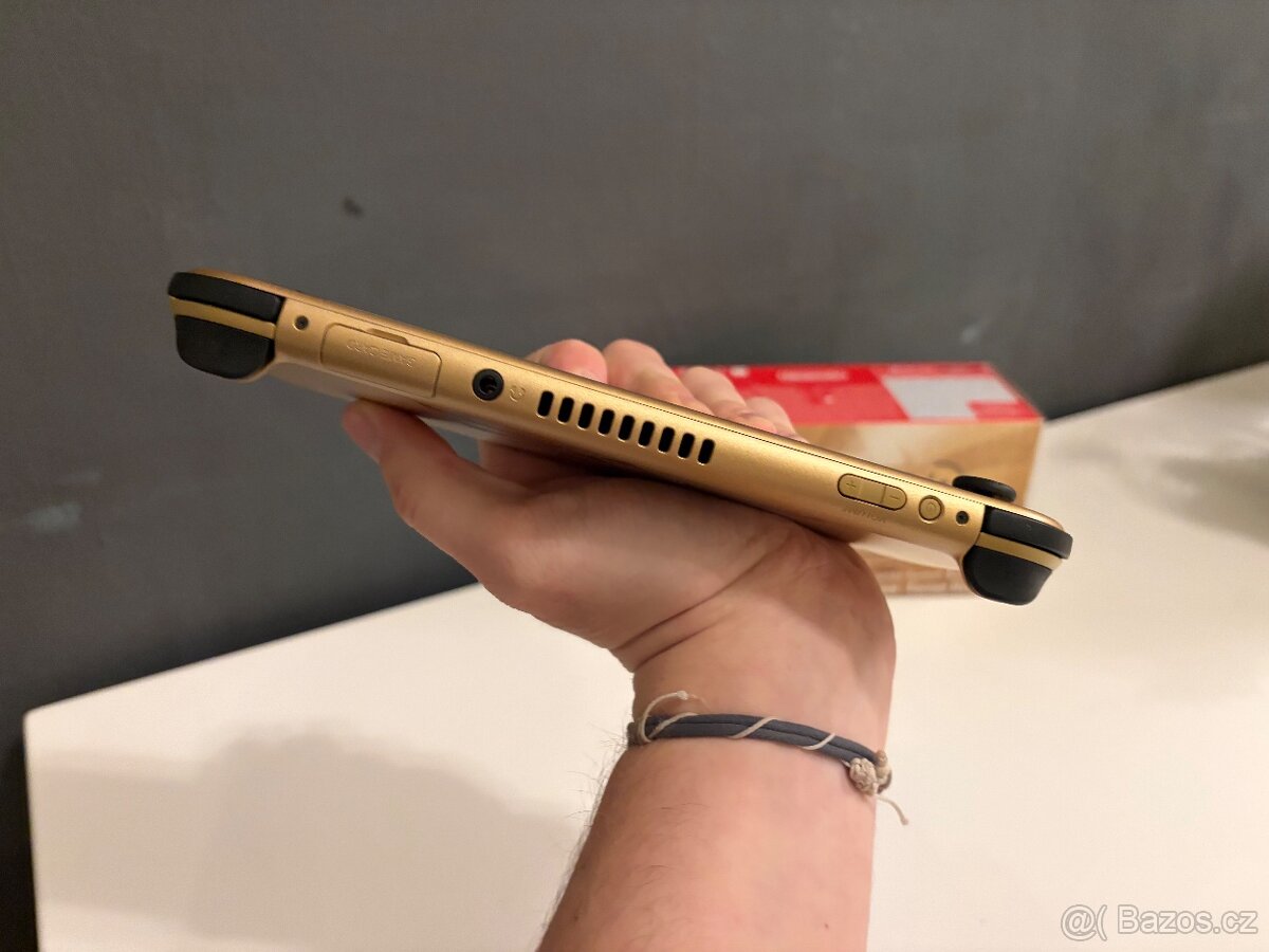 Nintendo Switch Lite Hyrule Edition v záruce - 3