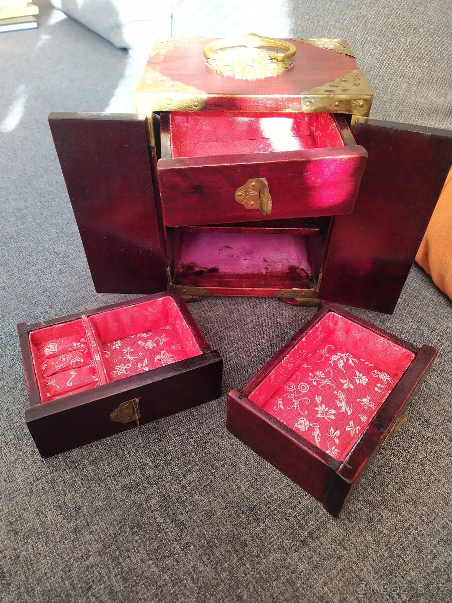 Mahagonová šperkovnice se slonovinou - 3