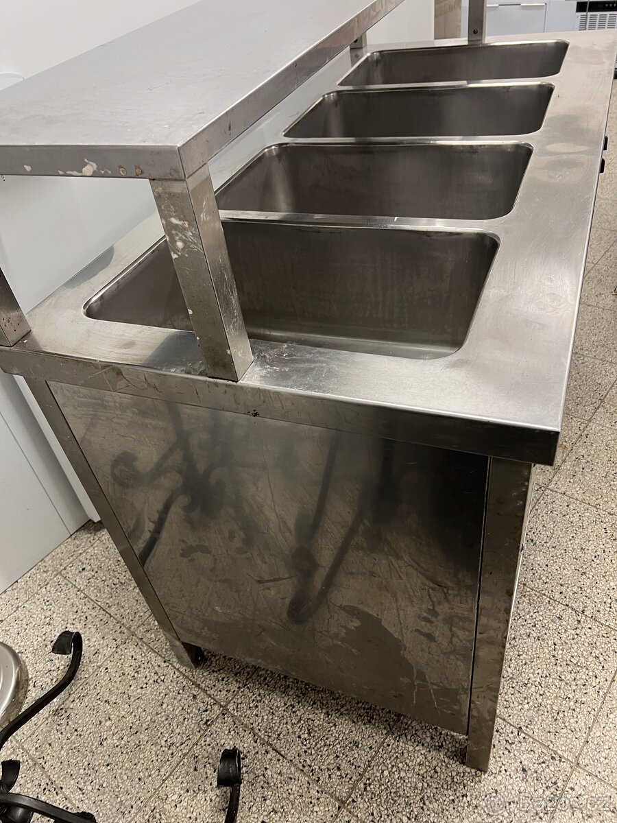 Stůl s ohřívacími vanami nerez - 3