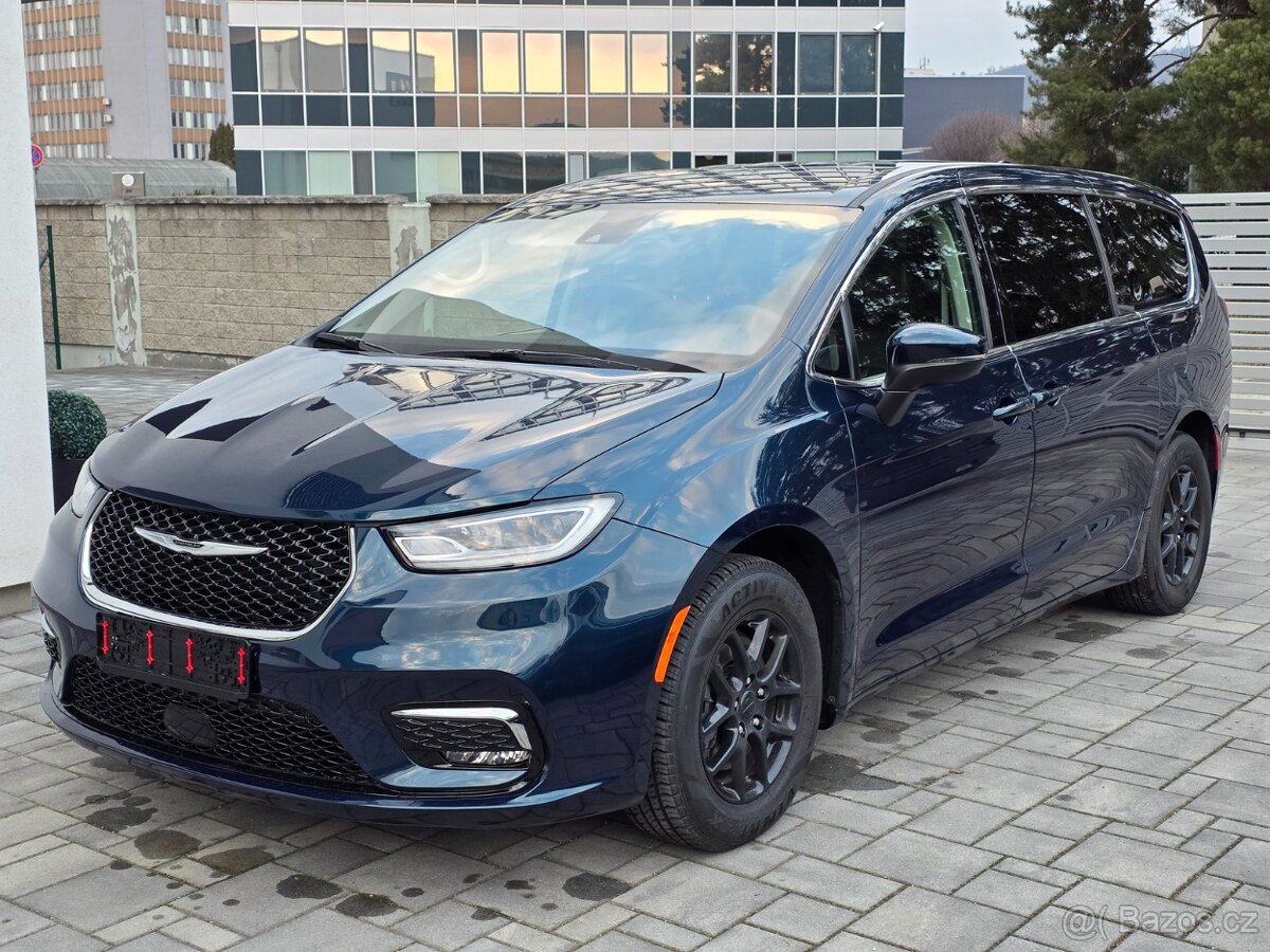 Chrysler Pacifica 3.6L V6 7 miest Radar DPH 2023 - 3