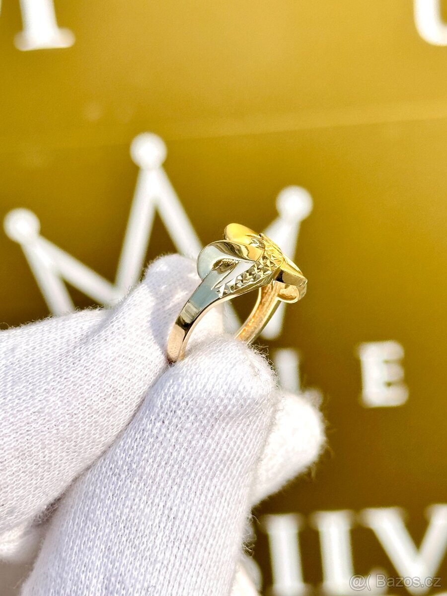 Zlatý prsten 2,72g - 3