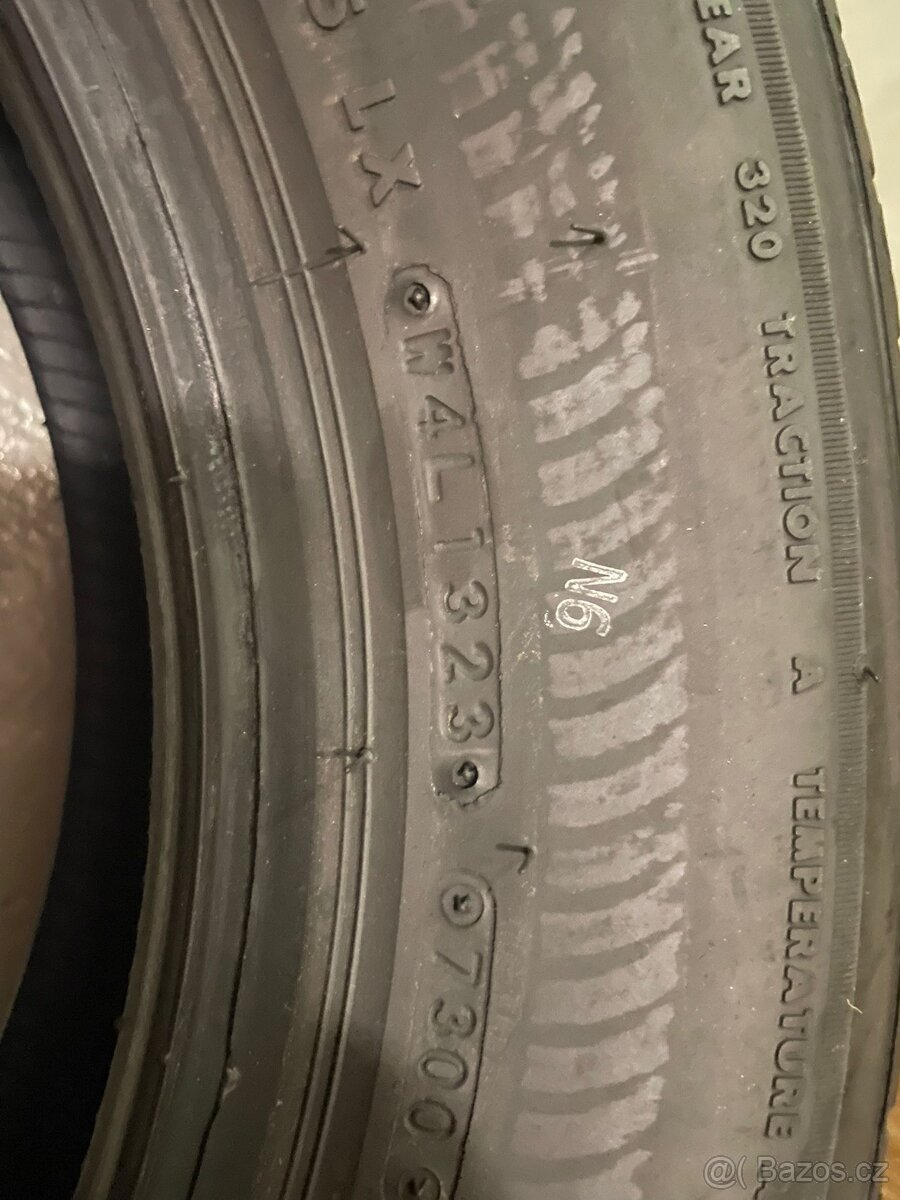 Bridgestone 195/85 R15 - 3