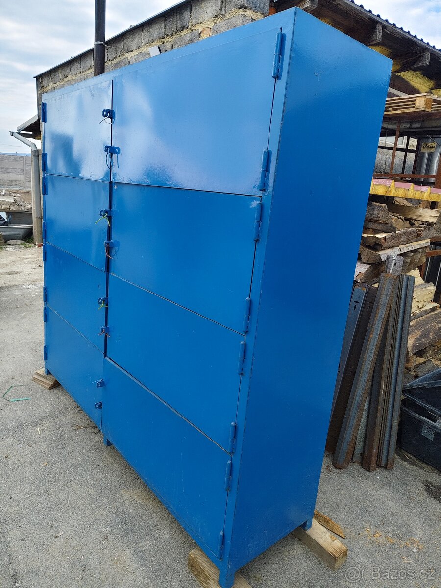 plechová skříň - 3