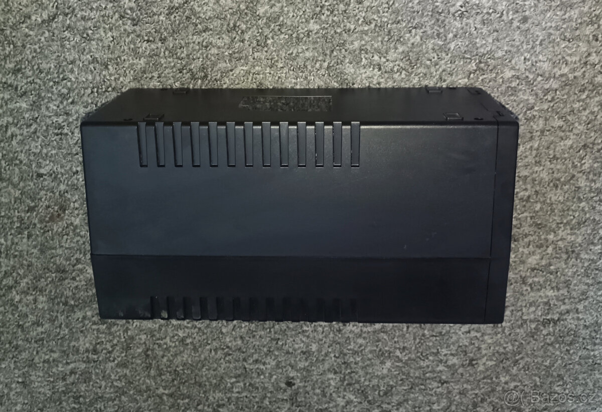UPS GreenCell 2000 - 3