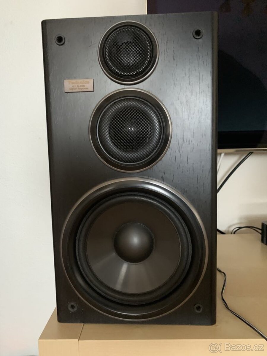 PRODÁM TECHNICS SC CH 900 - 3