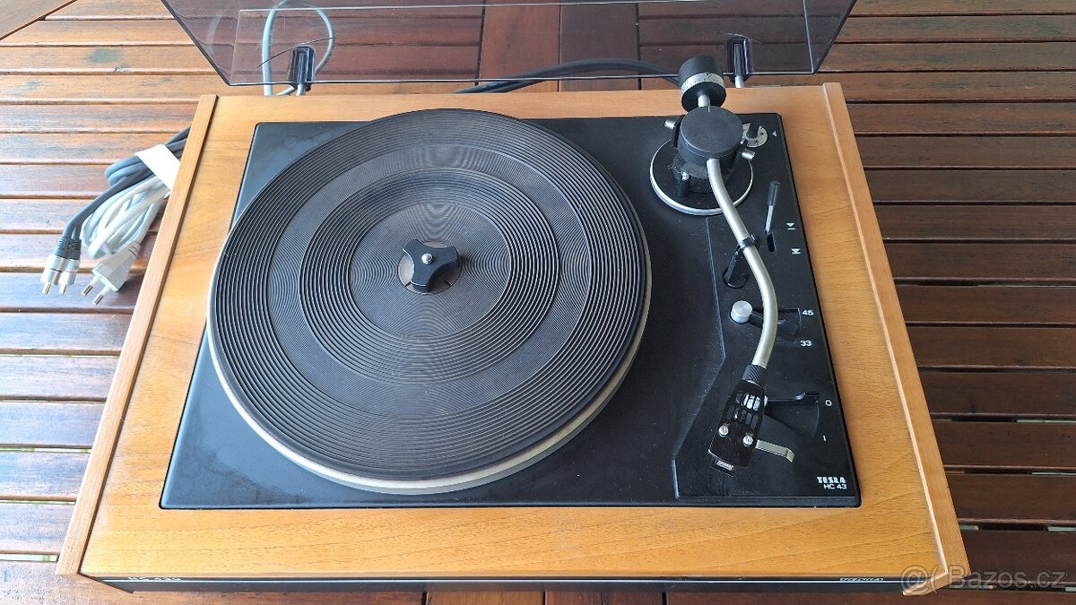 Gramofon Tesla NC 430 - 3