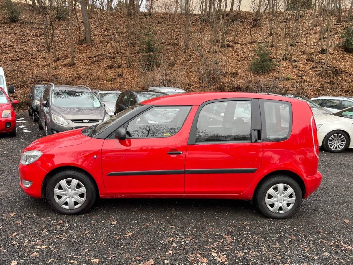 ŠKODA ROOMSTER 1.2 TSI 63 kW 2010 93tkm nové ČR 1. maj - 3