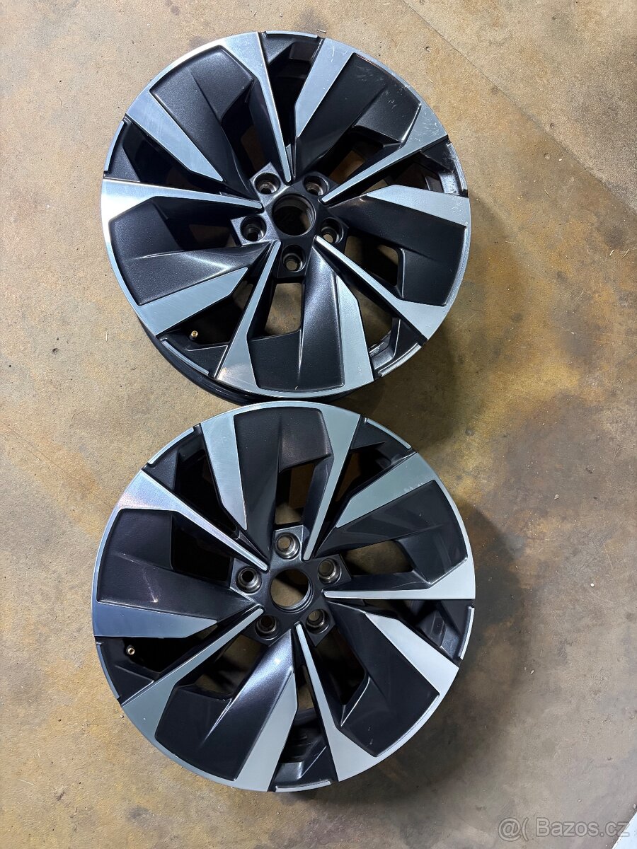 ALU MIRAN BLACK r18 - 3