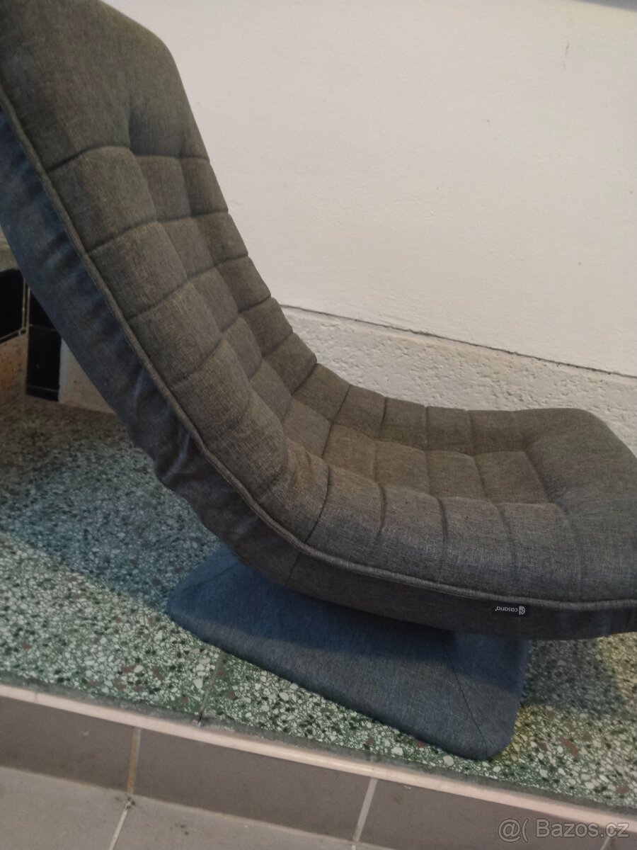 Polohovatelné křeslo - 3