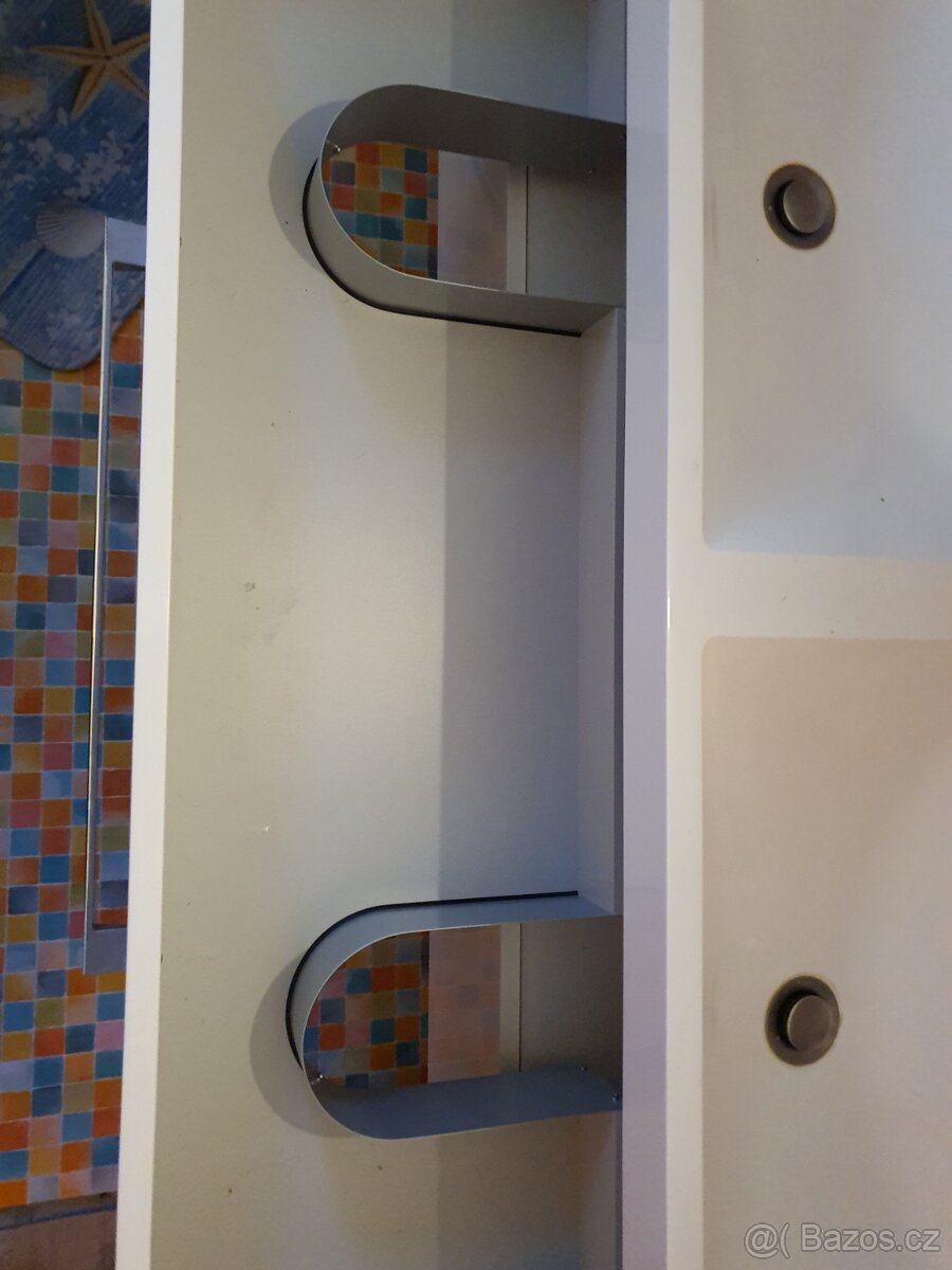 Prodam dvojumyvadlo se skrinkou+zrcadla - 3