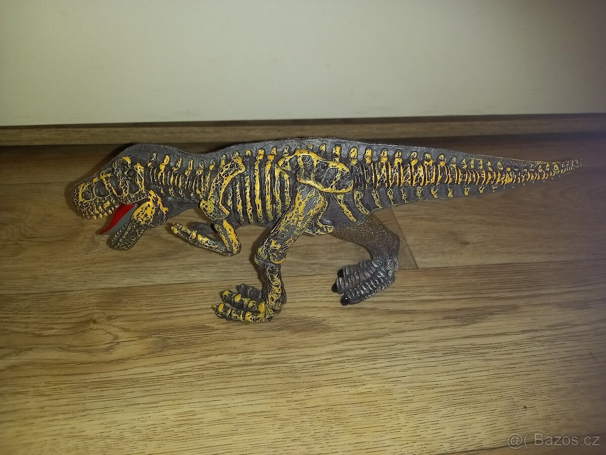 Dinosaurus 2 - 3