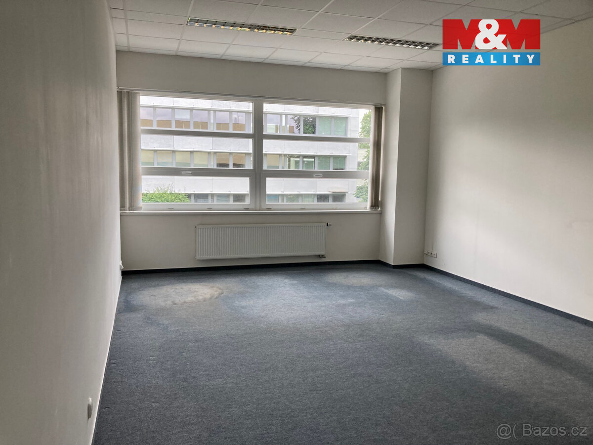 Pronájem kancelářského prostoru, 33m², ul. Žukovského - 3