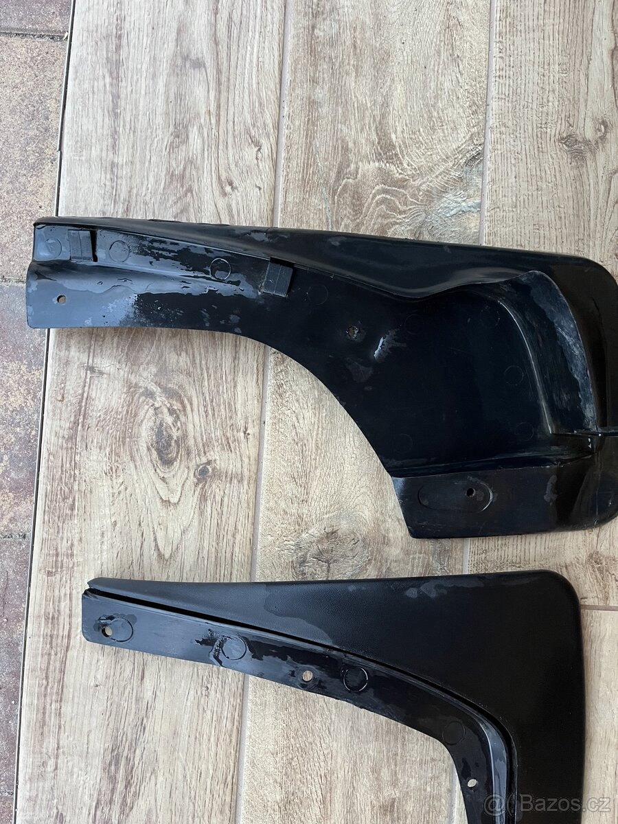 Zástěrky Octavia 1 - 3