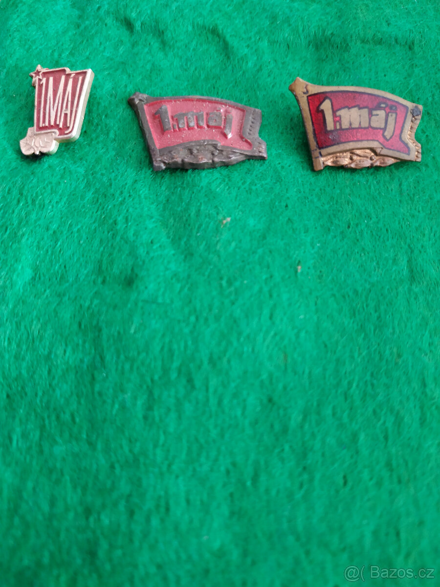 Různé staré odznaky - 3