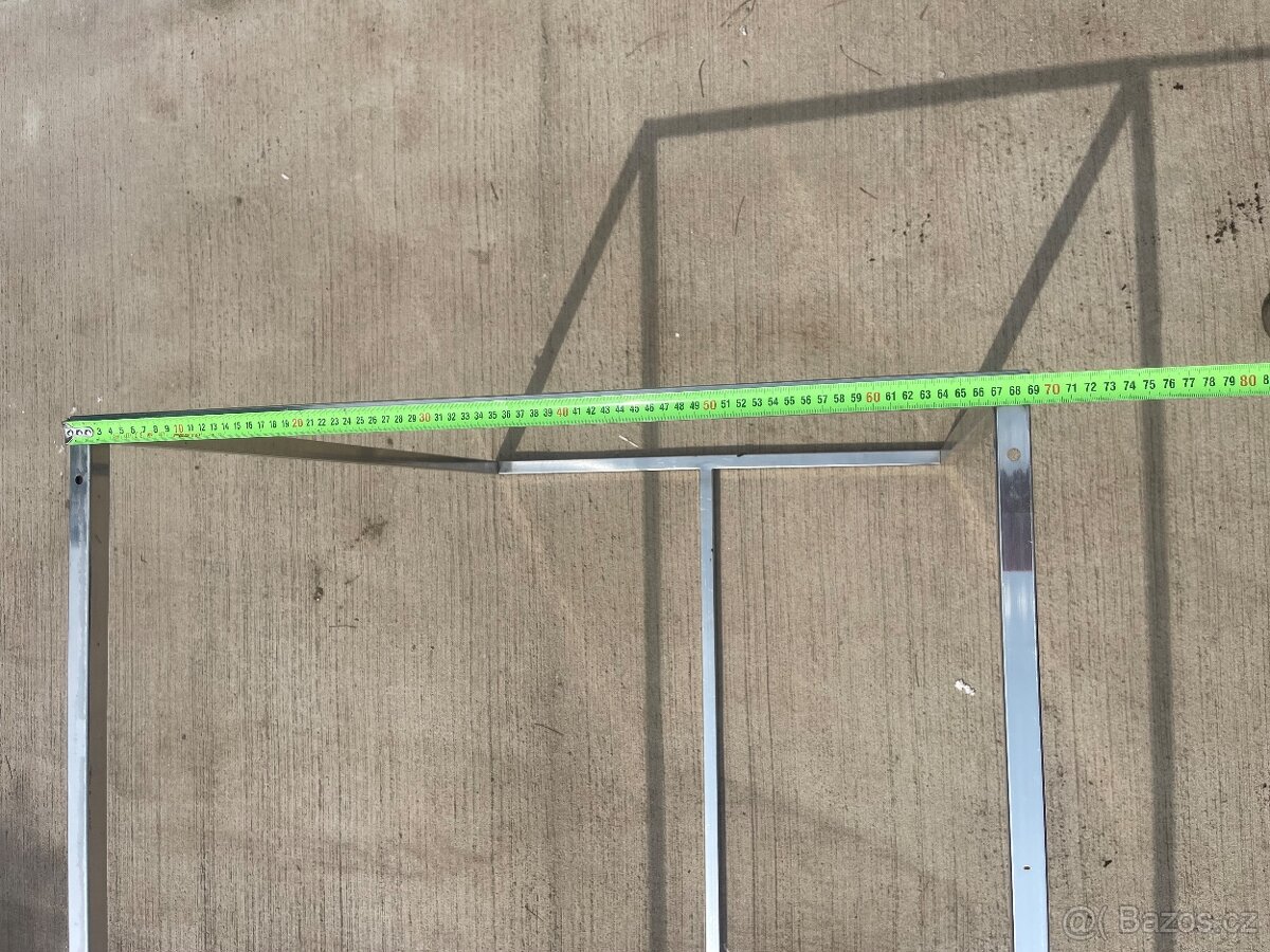 nerezová konstrukce na stůl - 3