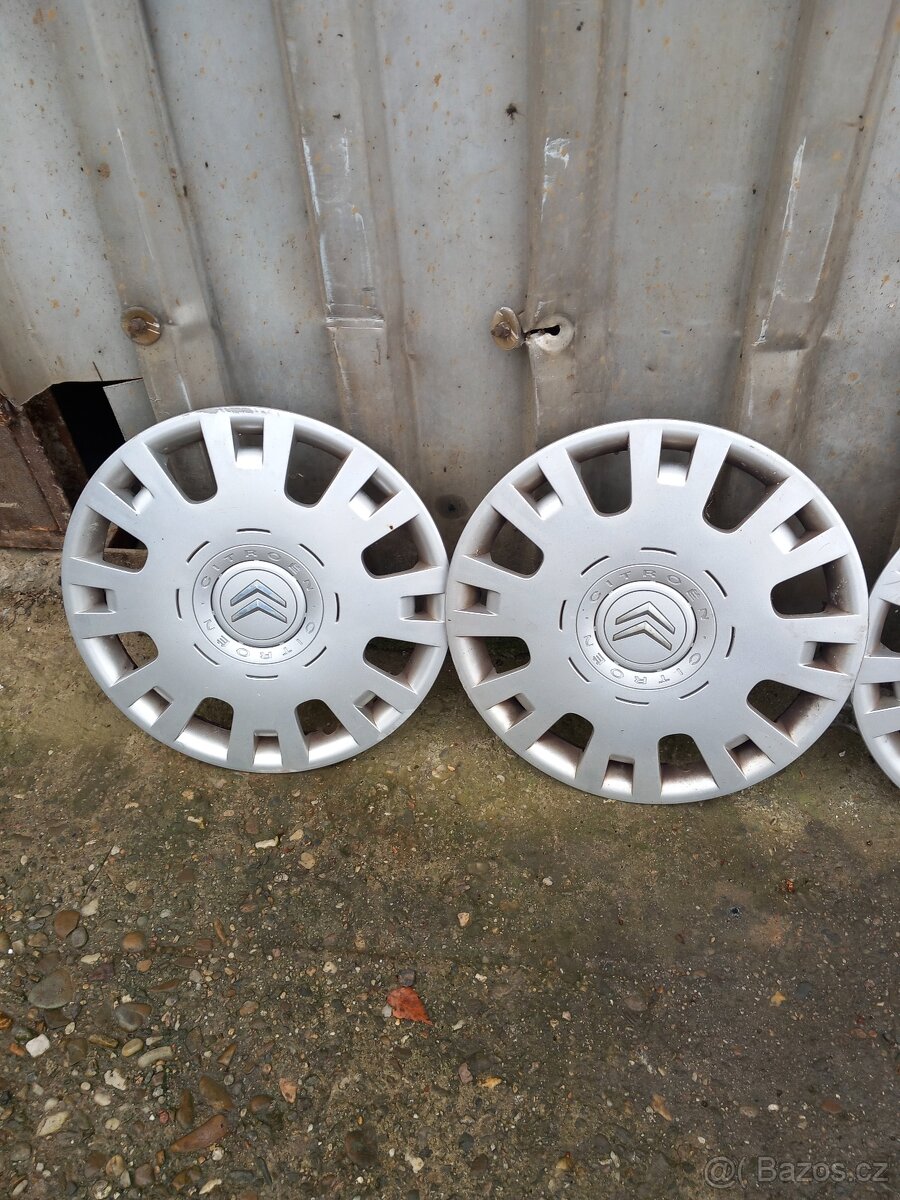 Poklice "15"orig. Citroen,sada 400kc - 3