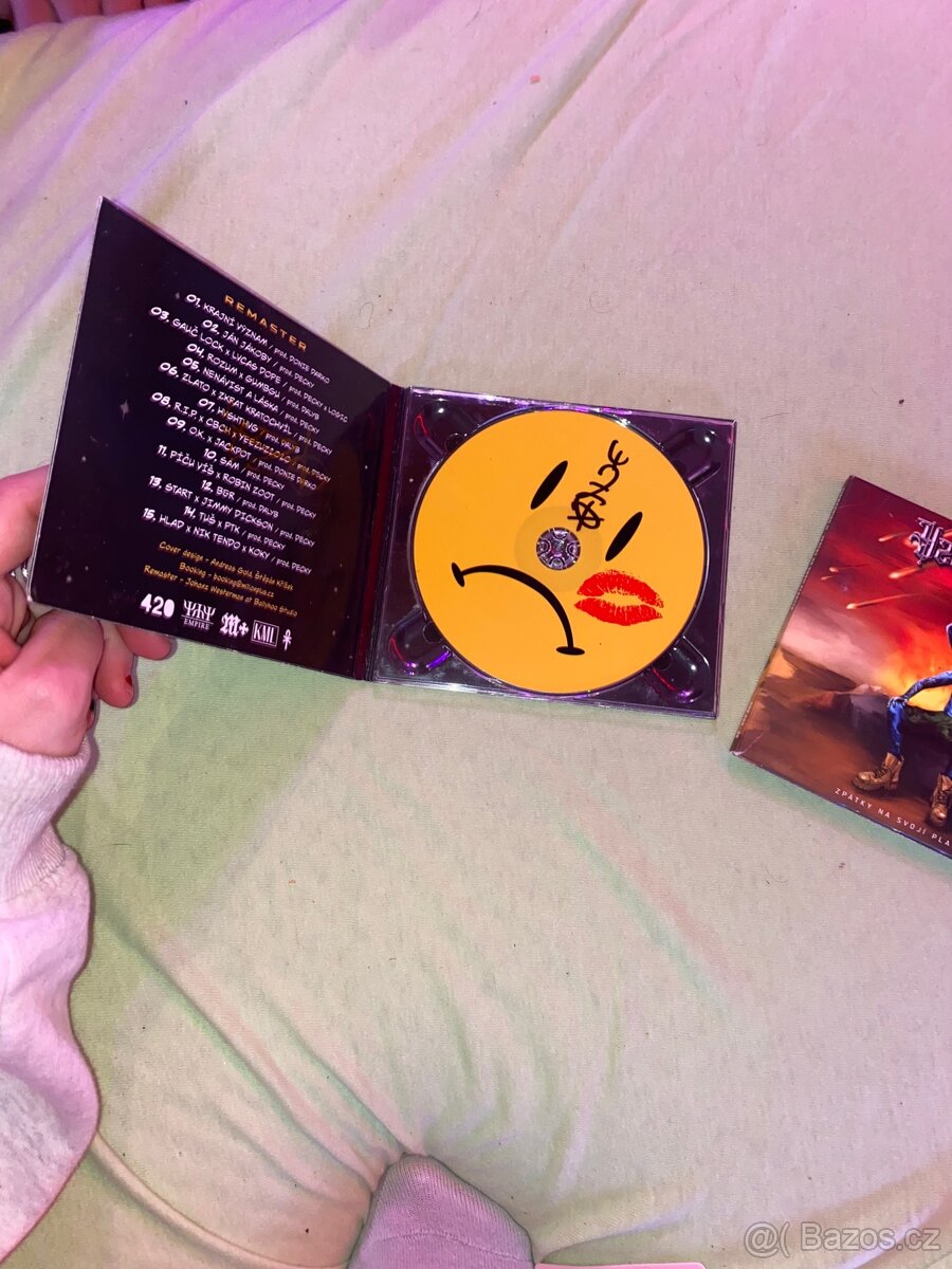 Yzomandias album - 3