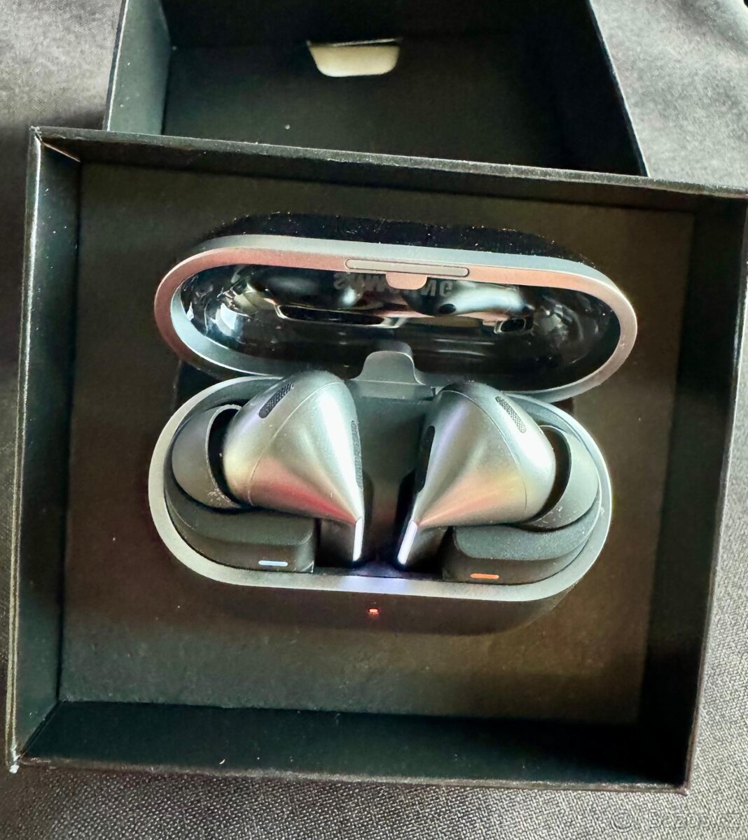 Prodám sluchátka Samsung Buds3 Pro stříbrná - 3