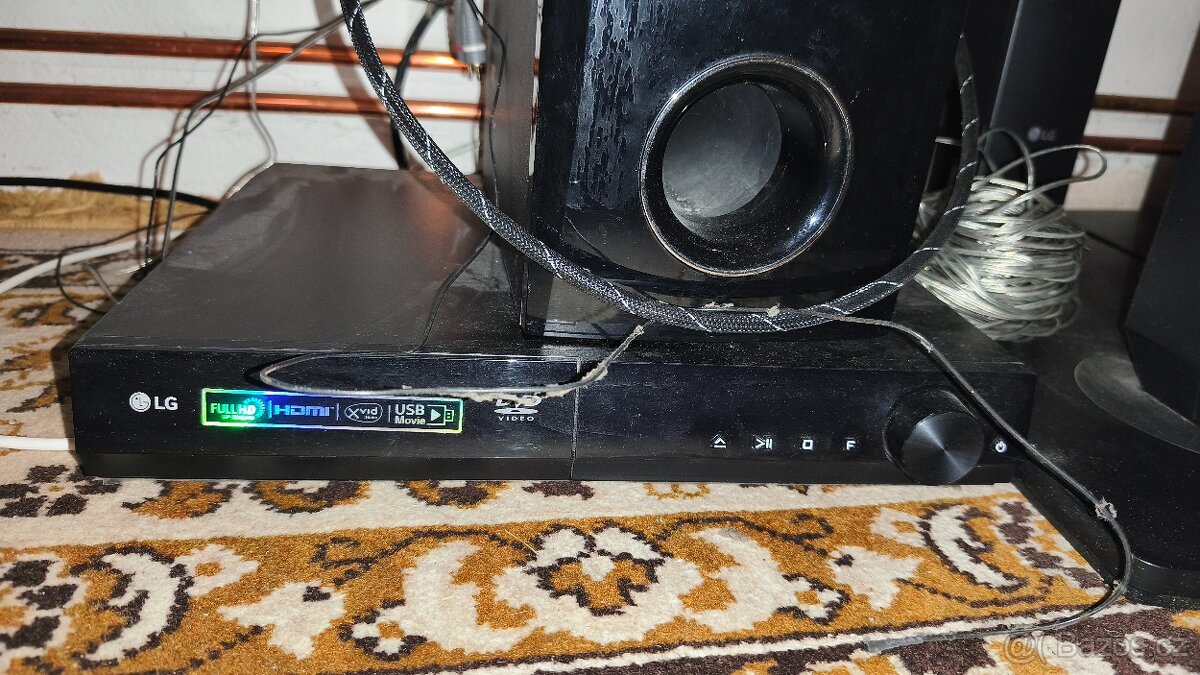 Prodám domácí kino LG za 1999 - 3