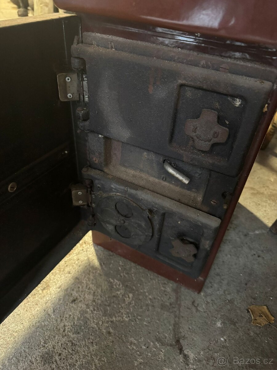 Kamna Petry + nové kouřovody - 3