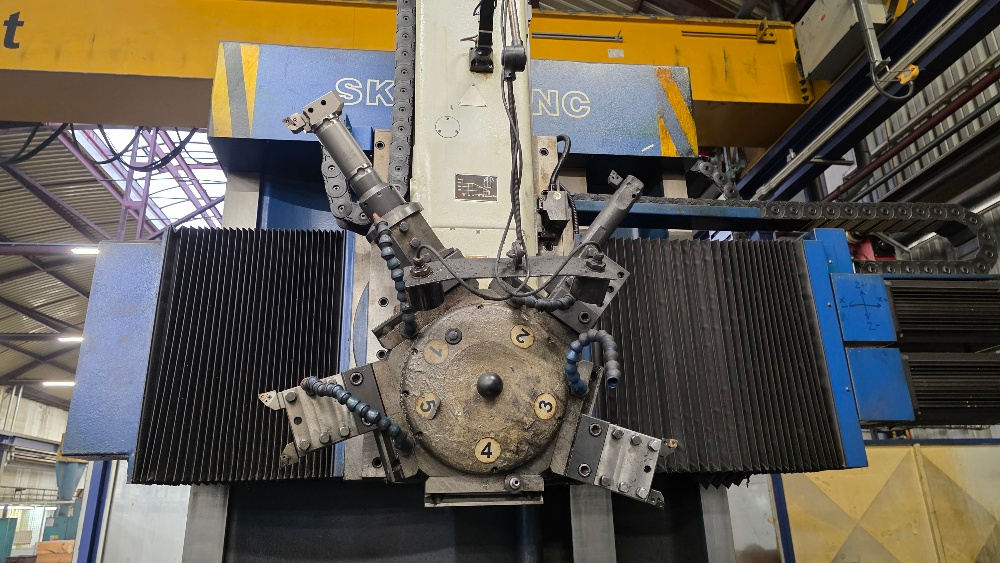 Svislý soustruh SKJ 12 A CNC - 3