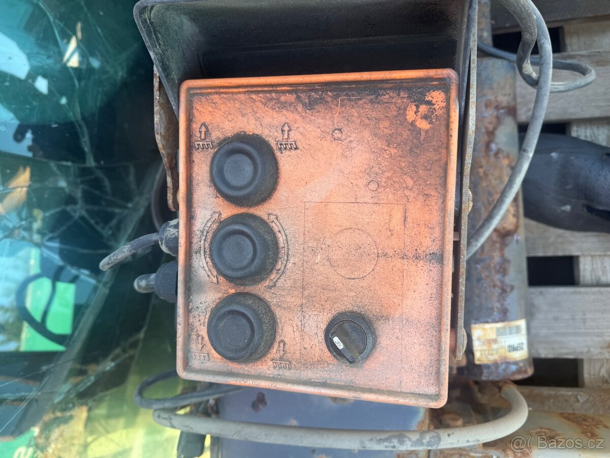 Hydraulické čelo - 3