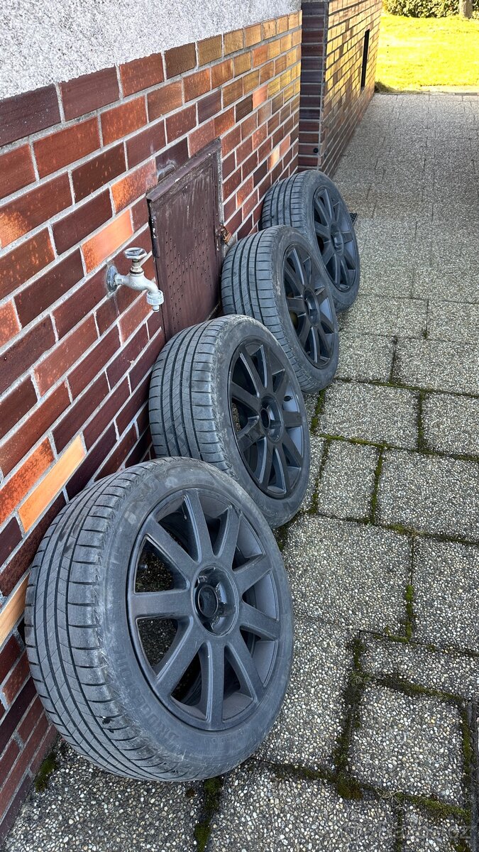 Audi kola 5x112 R18 - 3