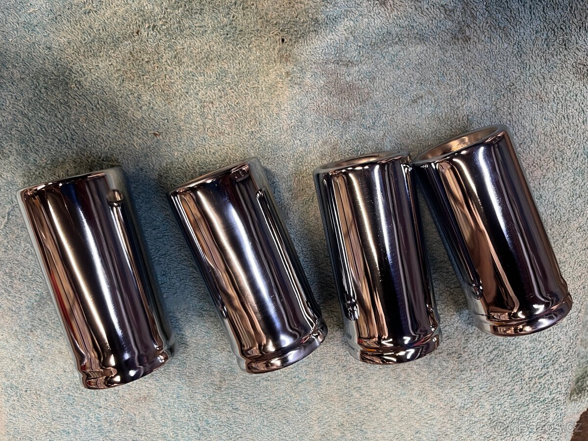 Kryty zadních tlumičů Jawa - 3