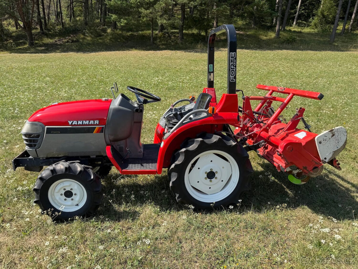Japonský malotraktor Yanmar AF 18 - 3