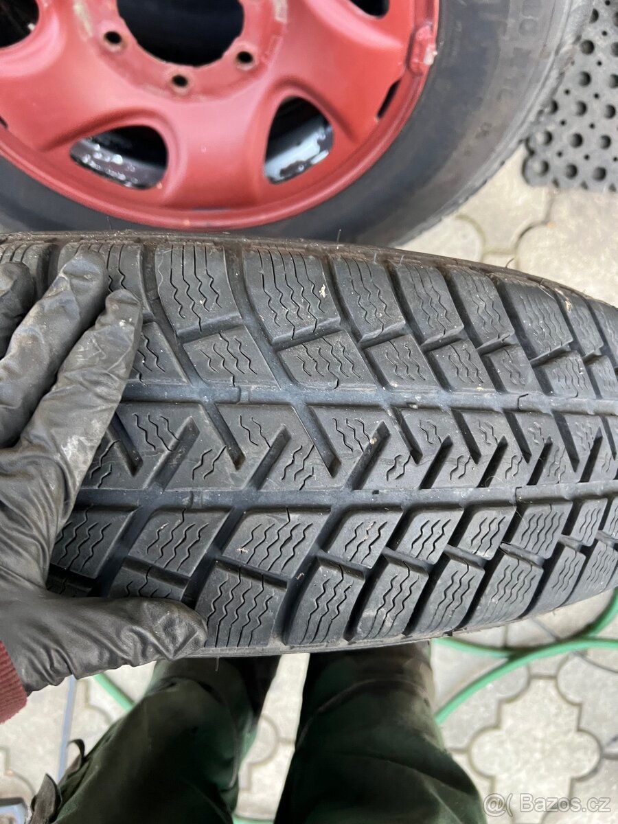 Plechové disky 6x139 se zimnimi 205/80/ r16