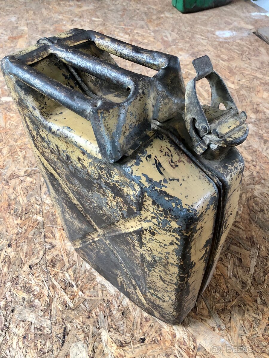 Kanystr US začátek války - 3