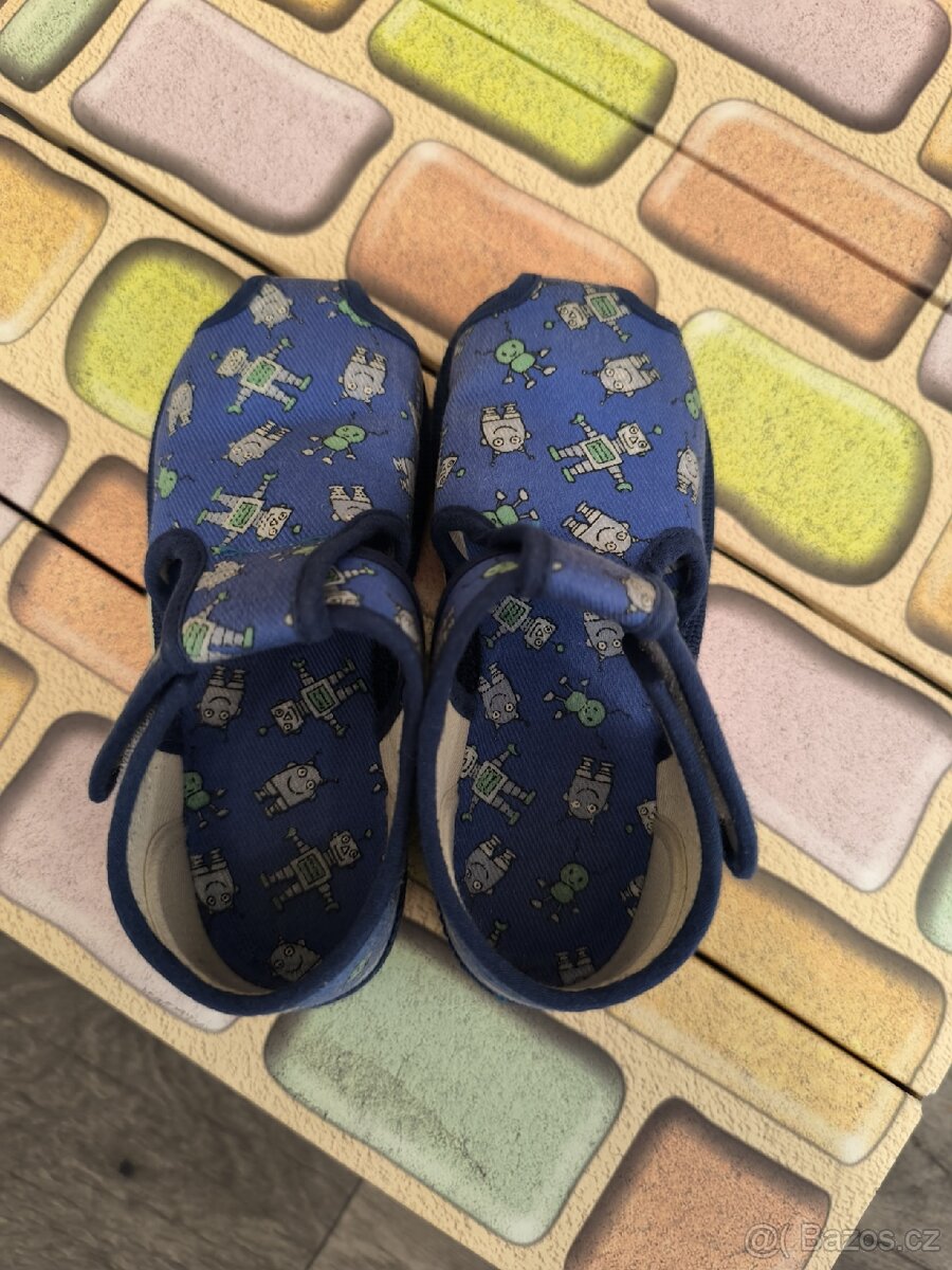 Dětské bačkůrky vel. 24,5 - 3