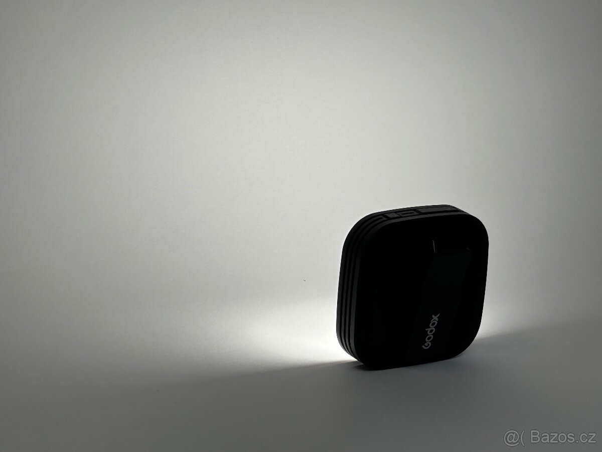 Godox nabíjecí selfie klip světlo na mobil, maxi výkon, NOVÉ - 3