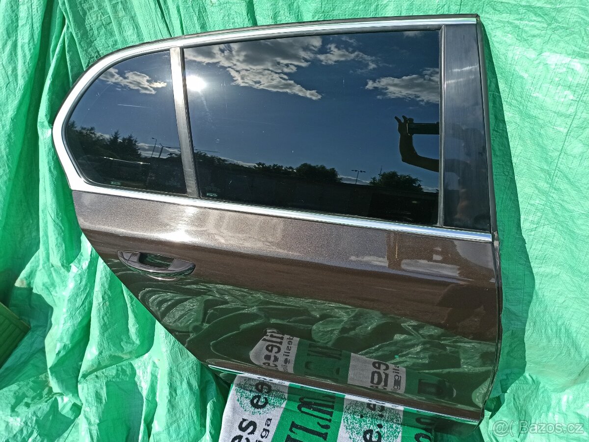 Dveře pravé zadní Superb 2 - 3