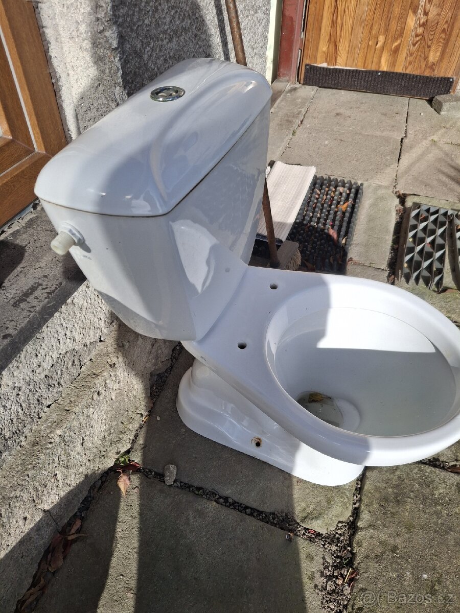 Prodám používaný kombík WC. - 3